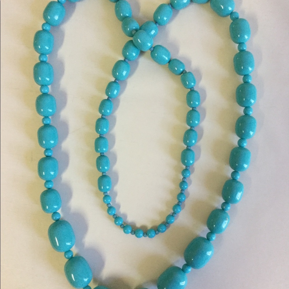 Beautiful Long Necklace ❤️ - Picture 4 of 5